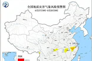 努尔基奇单场抢下31个篮板 创造了太阳队史纪录